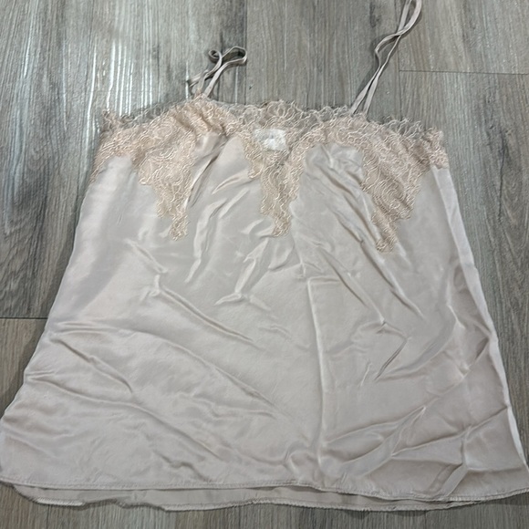 Cami NYC silk sweetheart camisole - Picture 2 of 3